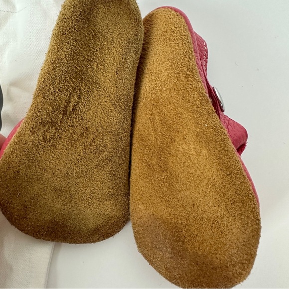 TULIP Mon Petit Shoes MPs T-Straps Soft Soles 3 Red Pink Leather Baby Toddler - Picture 4 of 5